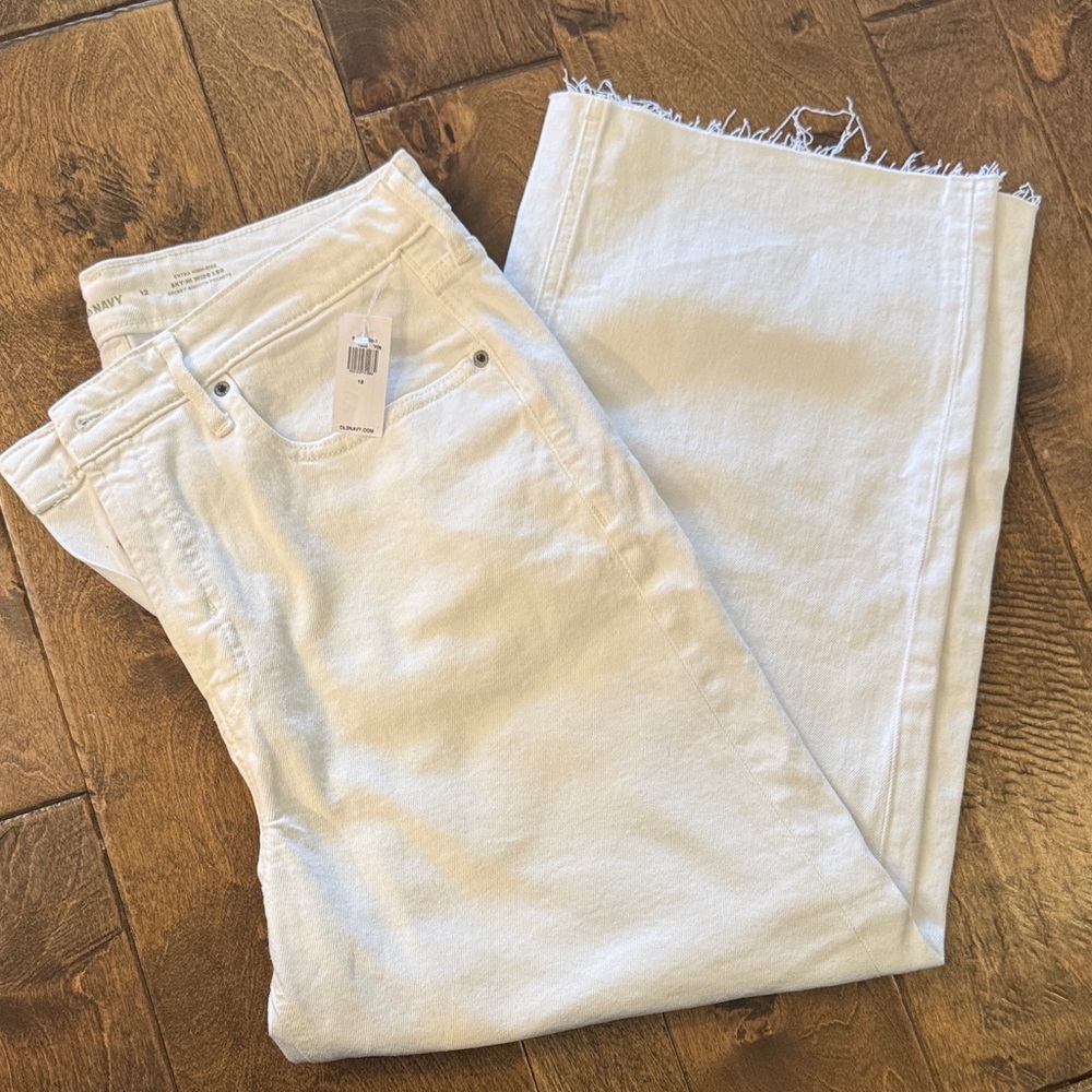 NWT Old Navy Women's White Jeans Size 12 High Rise Wide Leg
